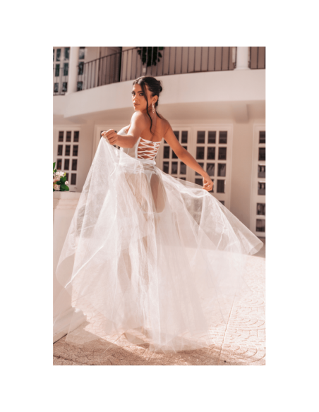 Ensemble 4 pièces blanc, bustier, string et 2 jarretières 