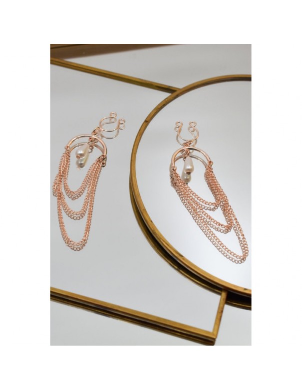 Bijoux de seins avec 3 chainettes doré rose et une perle 